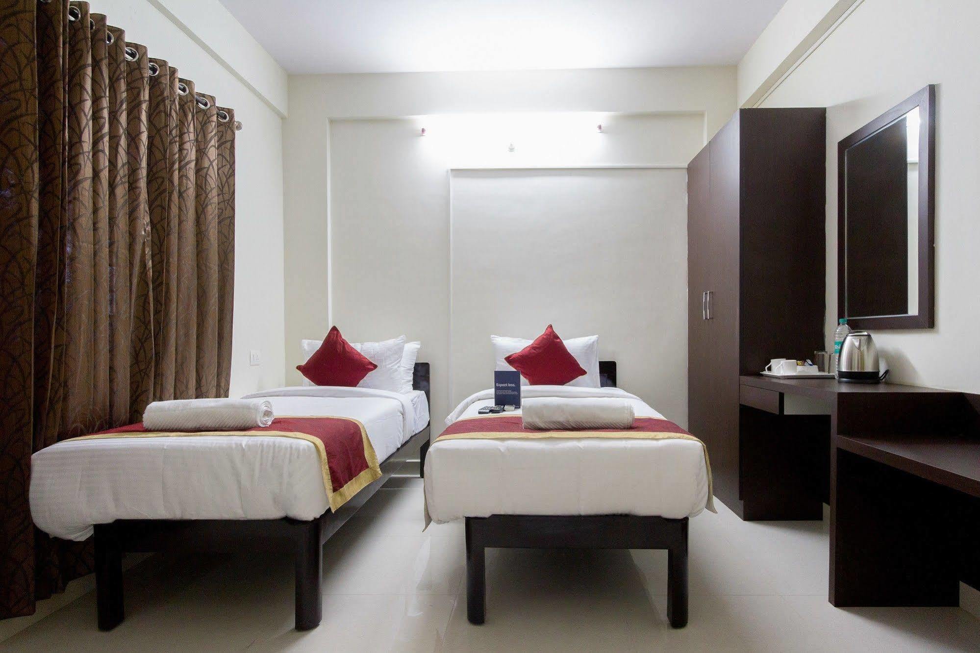 Fabhotel Rms Comforts - Nr Yeshwantpur Railway Station Bangalore Exterior foto